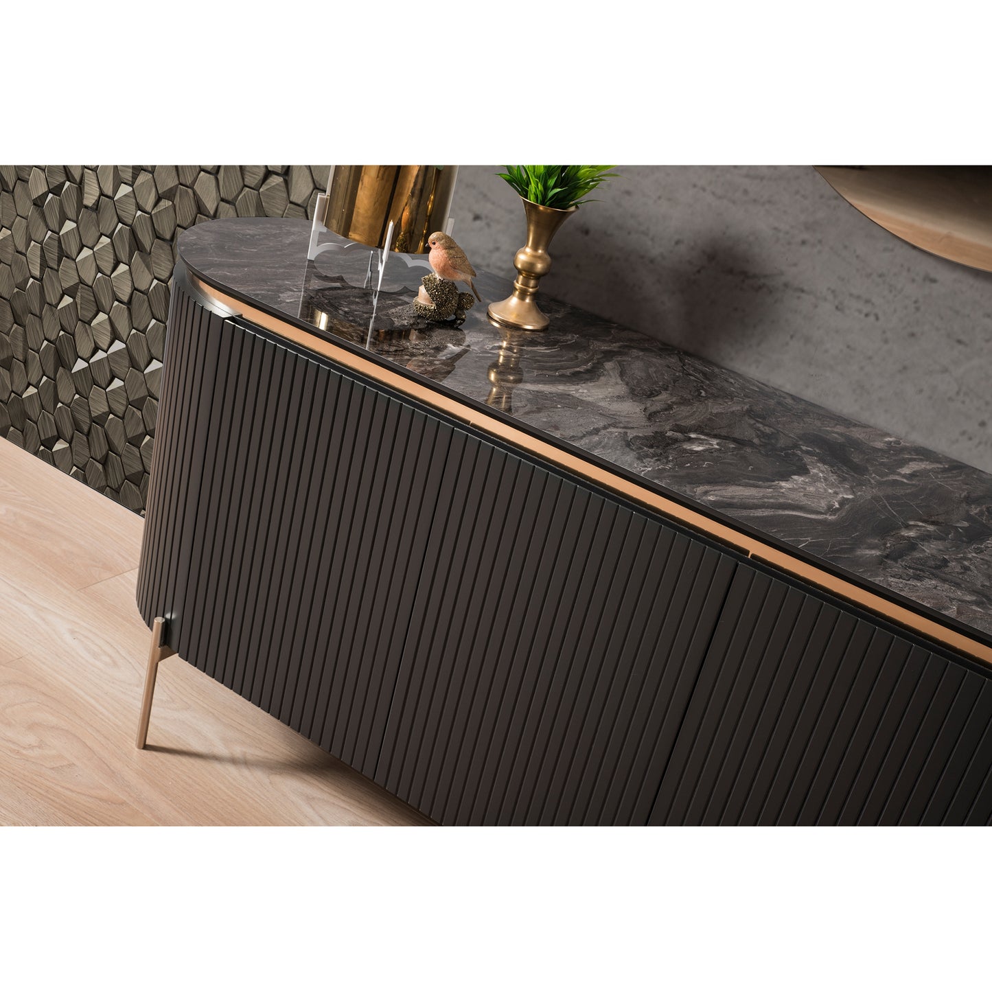 Kuka Tesla Black & Bronz Tv Ünitesi