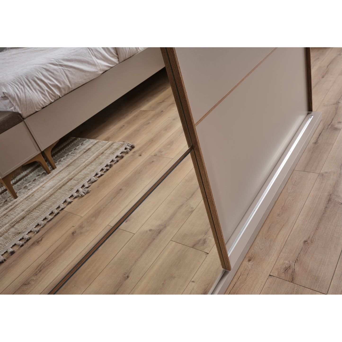 Nova Yatak Odası Takımı V4 (180 cm Karyola)